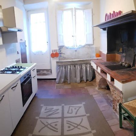 Appartamento La Torretta Porcari Exteriör bild